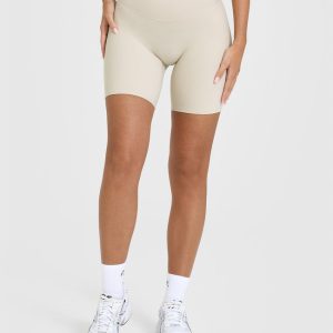SoftMotion™ Cycling Shorts 8" Sand