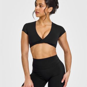 Unified Twist Front Short Sleeve Crop Top Black